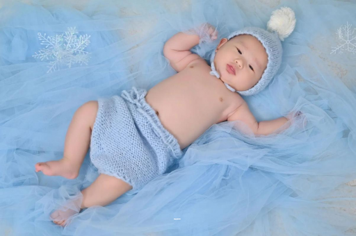 保亭怀孕多久肚子会隆起